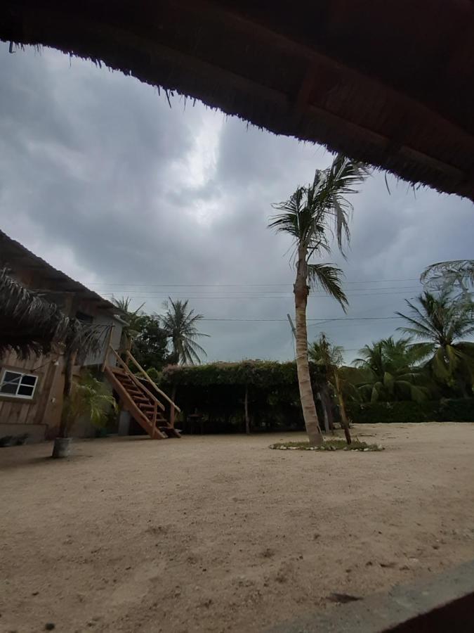 Cabanas Jaysur Barra de la Cruz Buitenkant foto